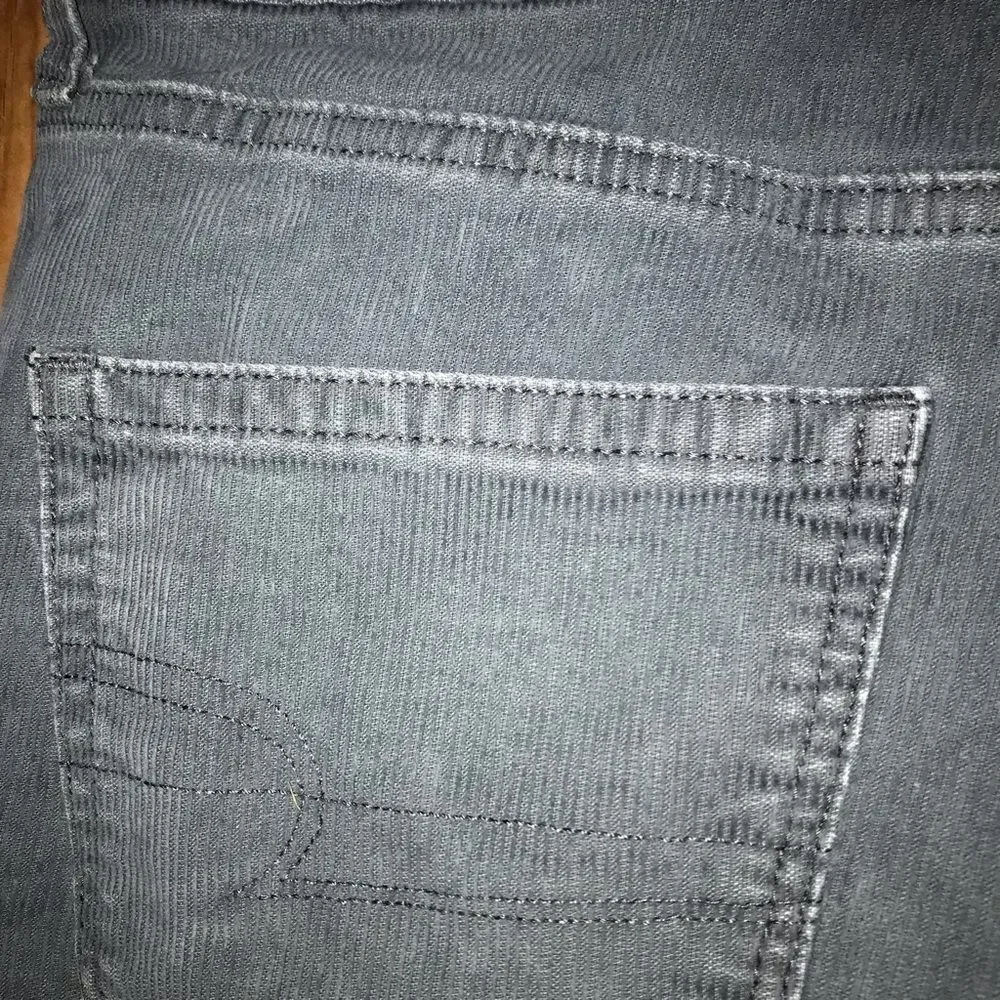 American Eagle Dark Grey Mom Jean
